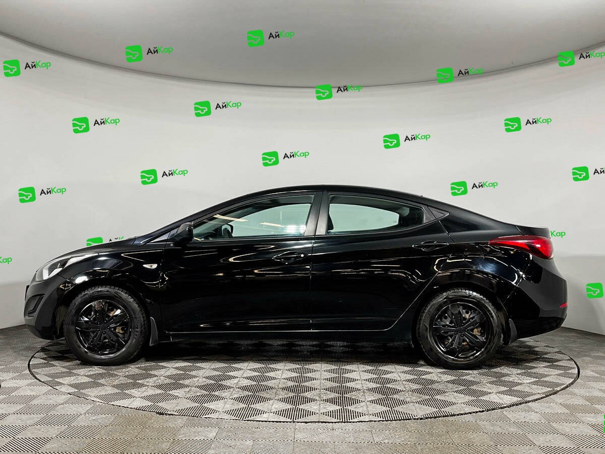 Hyundai Elantra с пробегом — 2015 год. Фото: #7