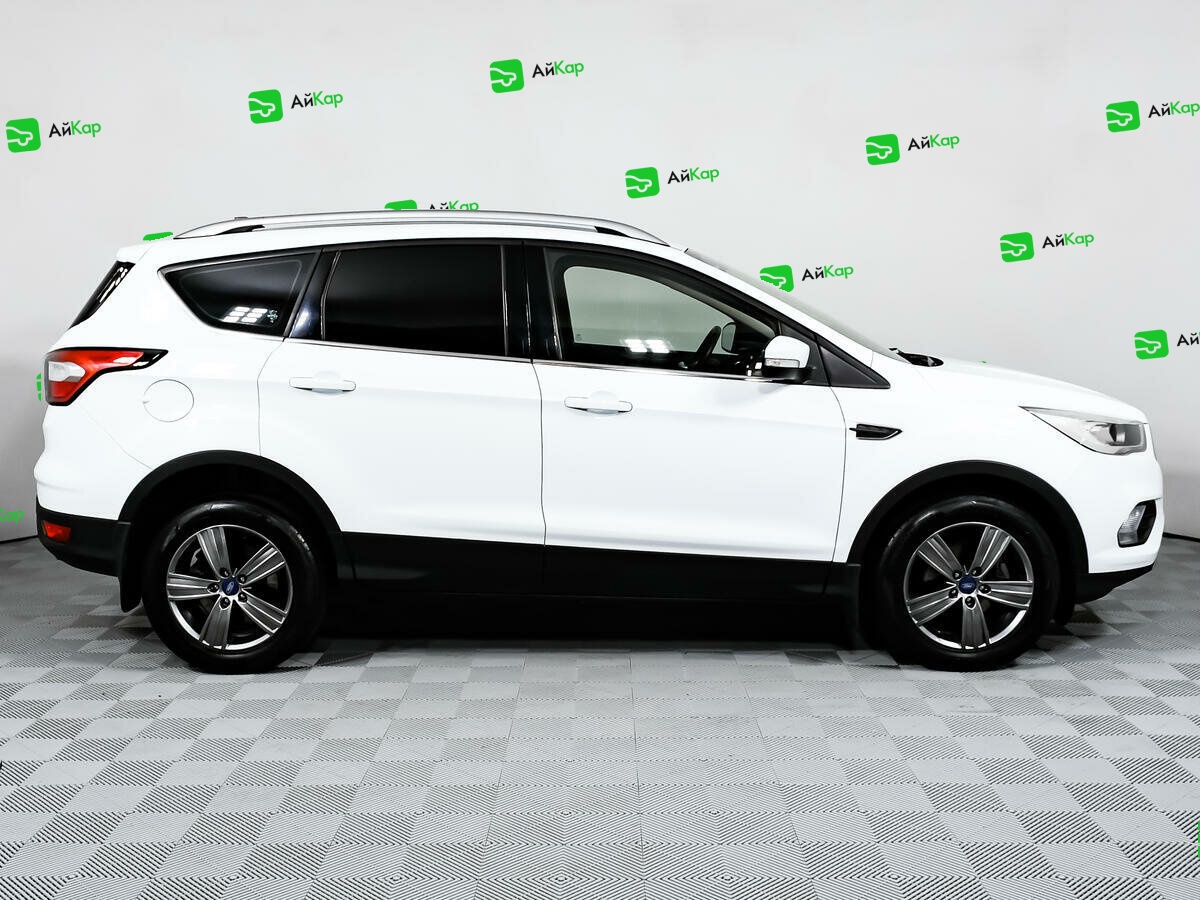 Ford Kuga с пробегом — 2019 год. Фото: #3