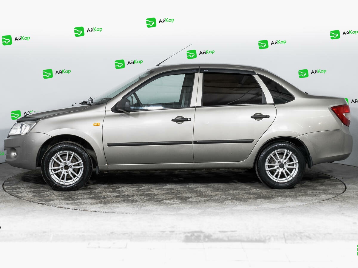 Lada (ВАЗ) Granta с пробегом — 2012 год. Фото: #7