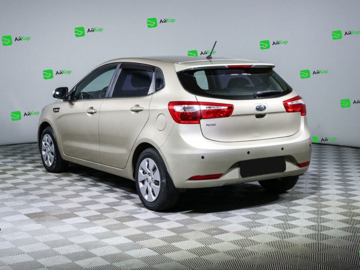 Kia Rio с пробегом — 2012 год. Фото: #5