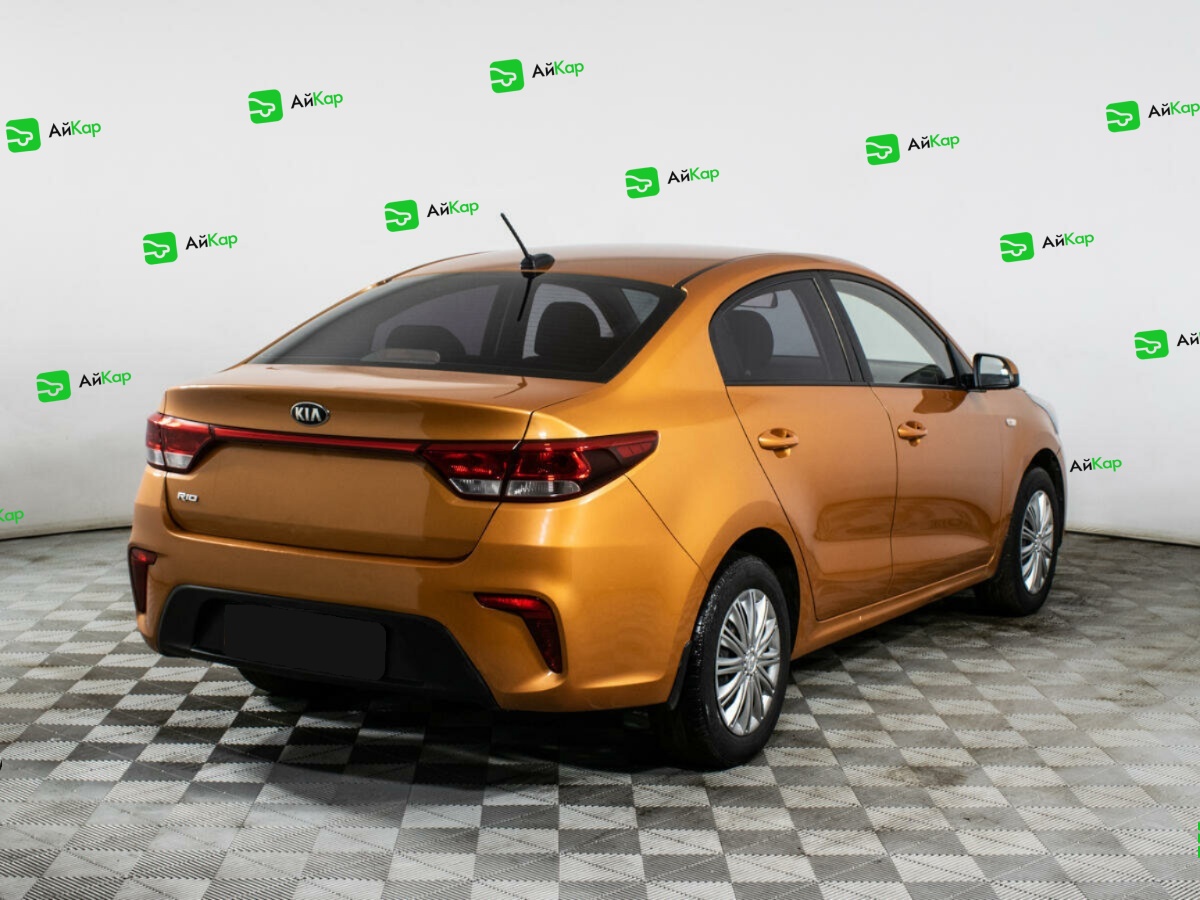 Kia Rio с пробегом — 2017 год. Фото: #3