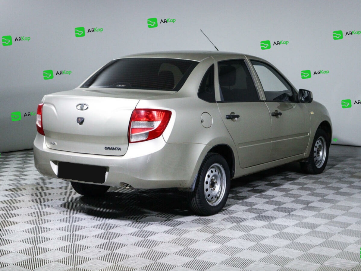 Lada (ВАЗ) Granta с пробегом — 2013 год. Фото: #3