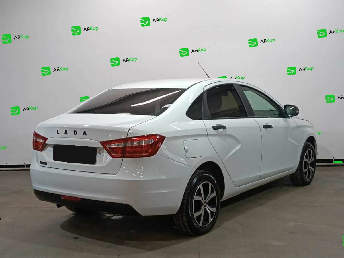 Lada (ВАЗ) Vesta с пробегом — 2016 год. Фото: #4