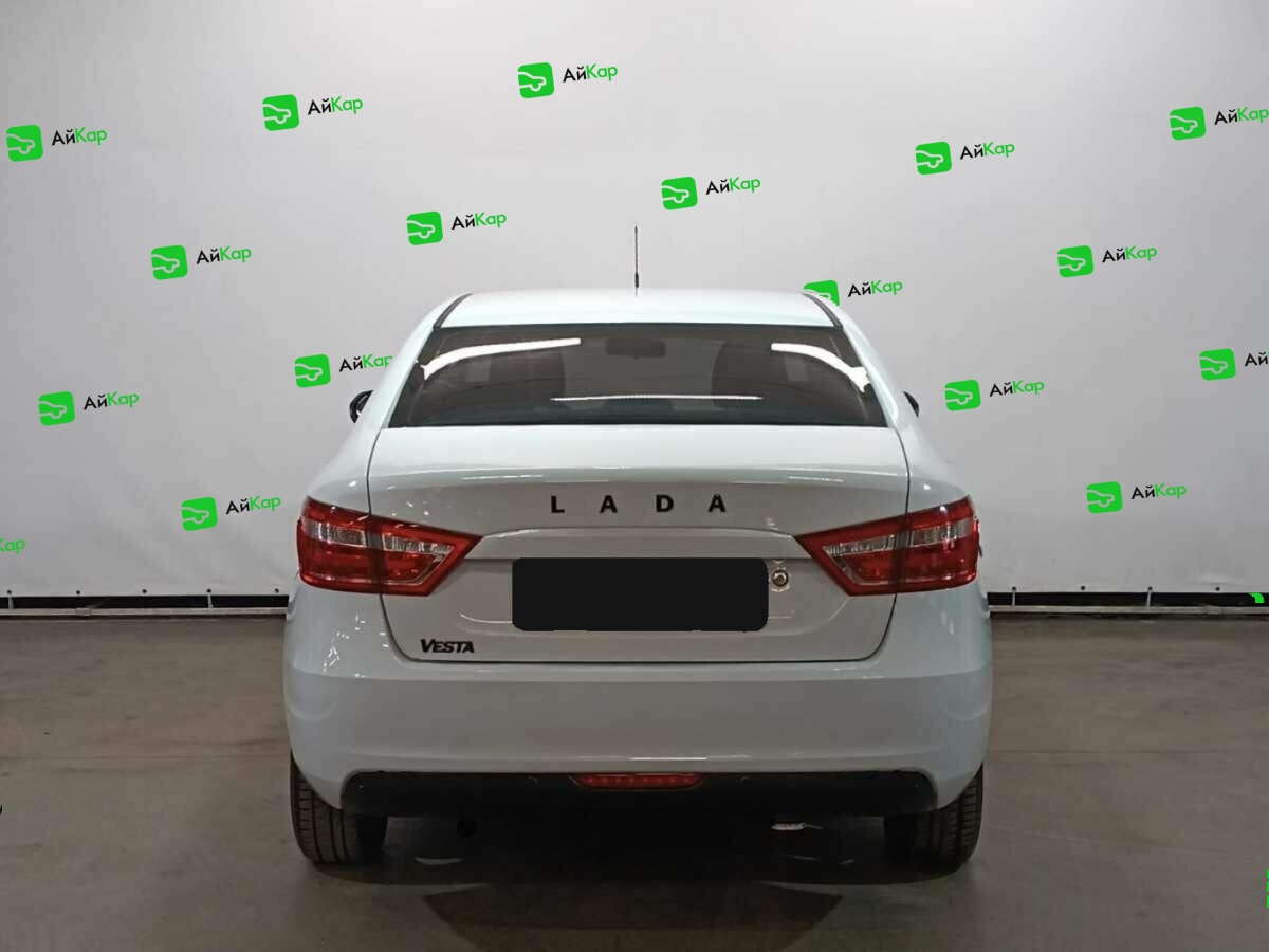 Lada (ВАЗ) Vesta с пробегом — 2016 год. Фото: #5