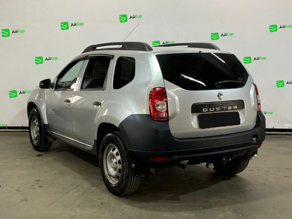 Renault Duster с пробегом — 2014 год. Фото: #6
