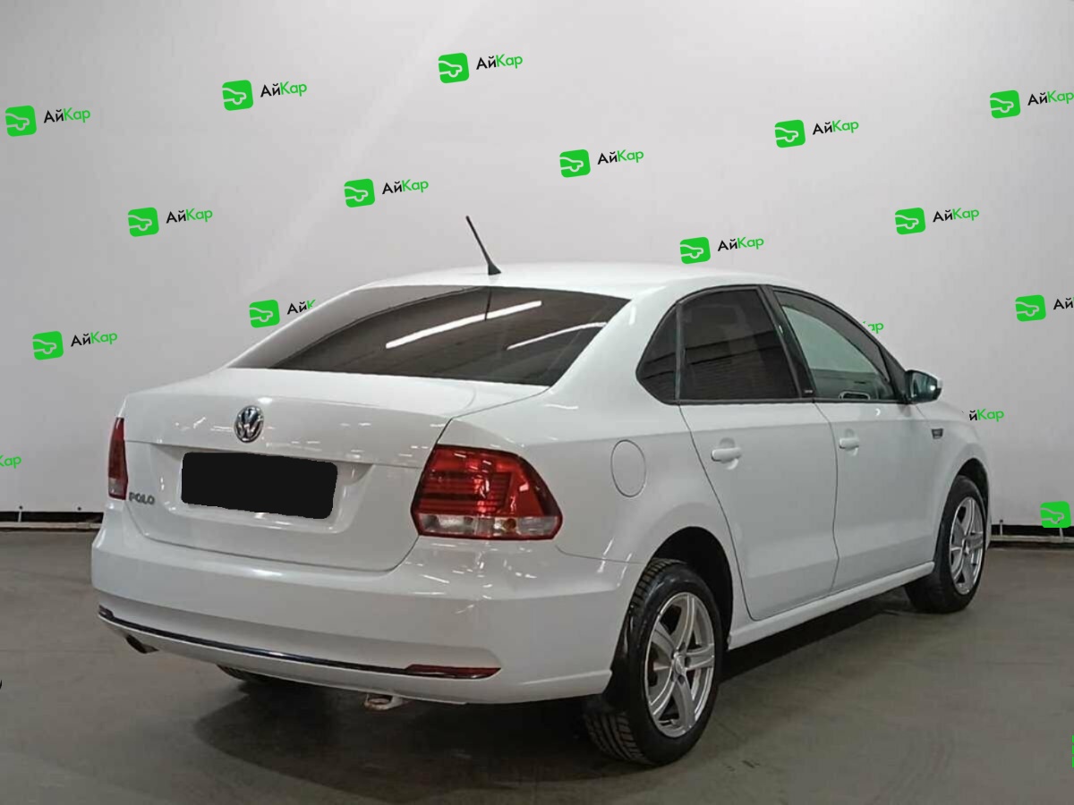Volkswagen Polo с пробегом — 2016 год. Фото: #5
