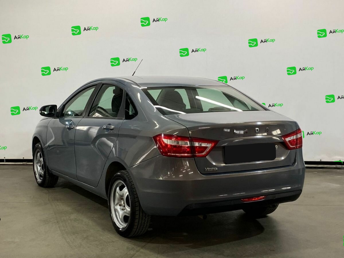Lada (ВАЗ) Vesta с пробегом — 2016 год. Фото: #6