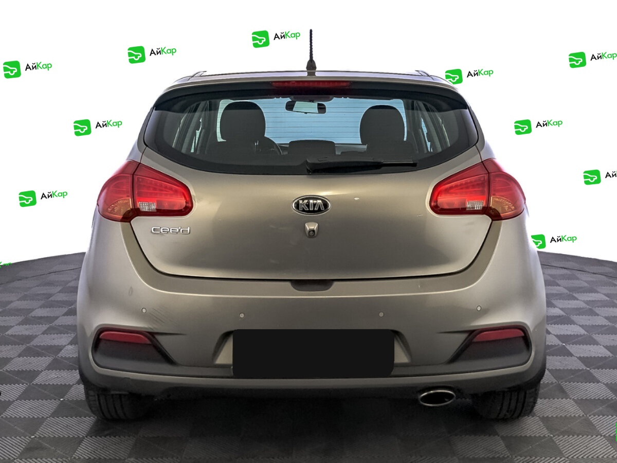 Kia Ceed с пробегом — 2014 год. Фото: #5