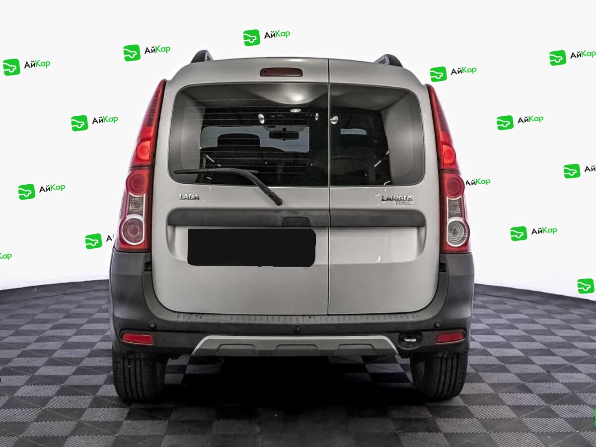 Lada (ВАЗ) Largus с пробегом — 2017 год. Фото: #5
