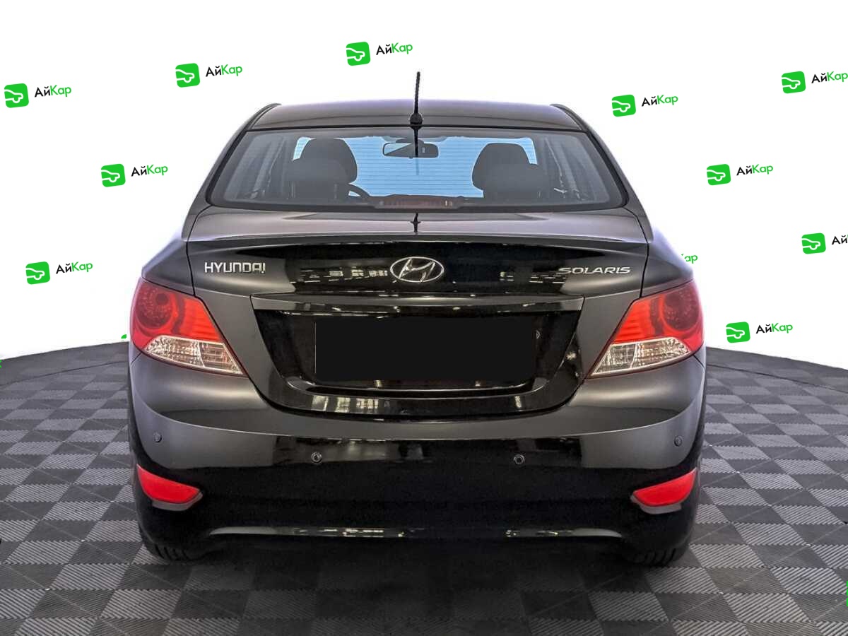 Hyundai Solaris с пробегом — 2013 год. Фото: #5
