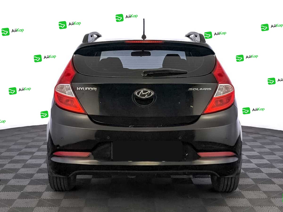 Hyundai Solaris с пробегом — 2015 год. Фото: #5