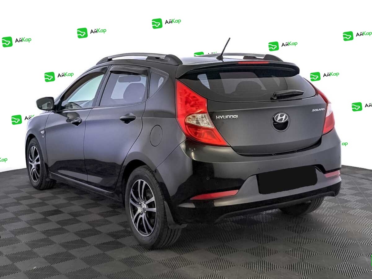 Hyundai Solaris с пробегом — 2015 год. Фото: #6