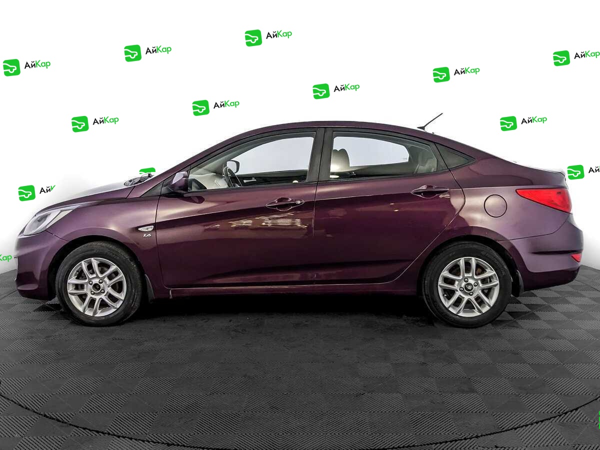 Hyundai Solaris с пробегом — 2012 год. Фото: #7