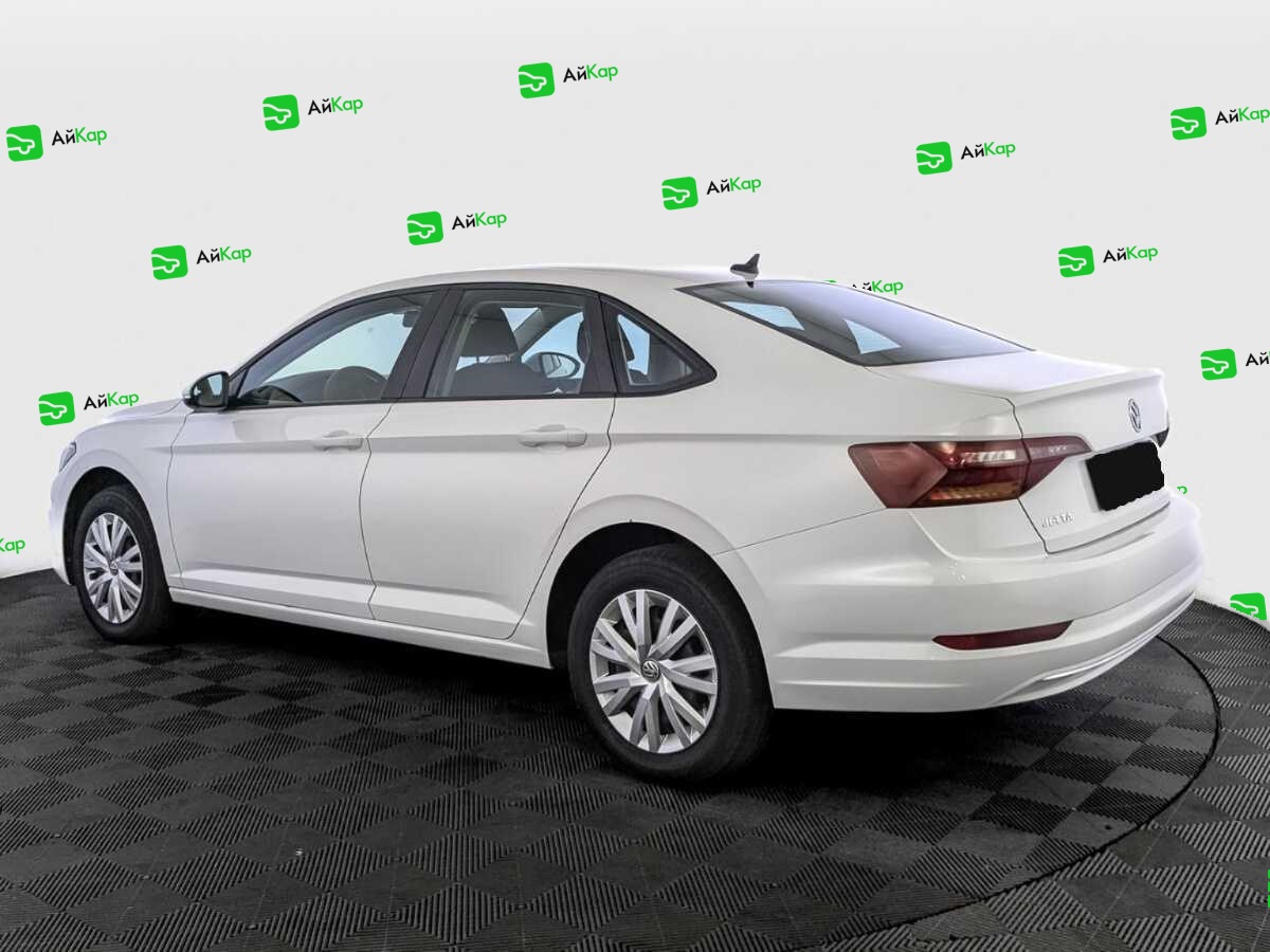 Volkswagen Jetta с пробегом — 2020 год. Фото: #6