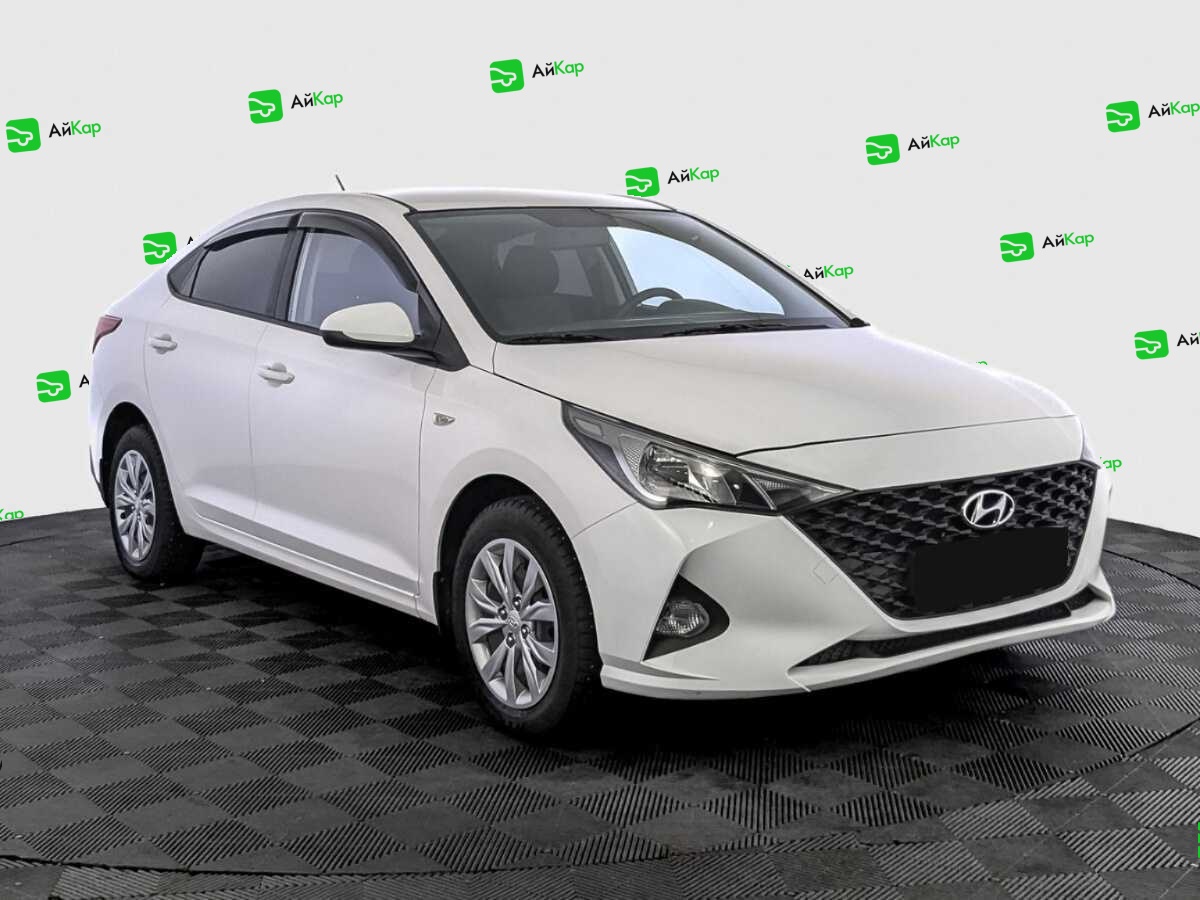 Hyundai Solaris с пробегом — 2022 год. Фото: #2