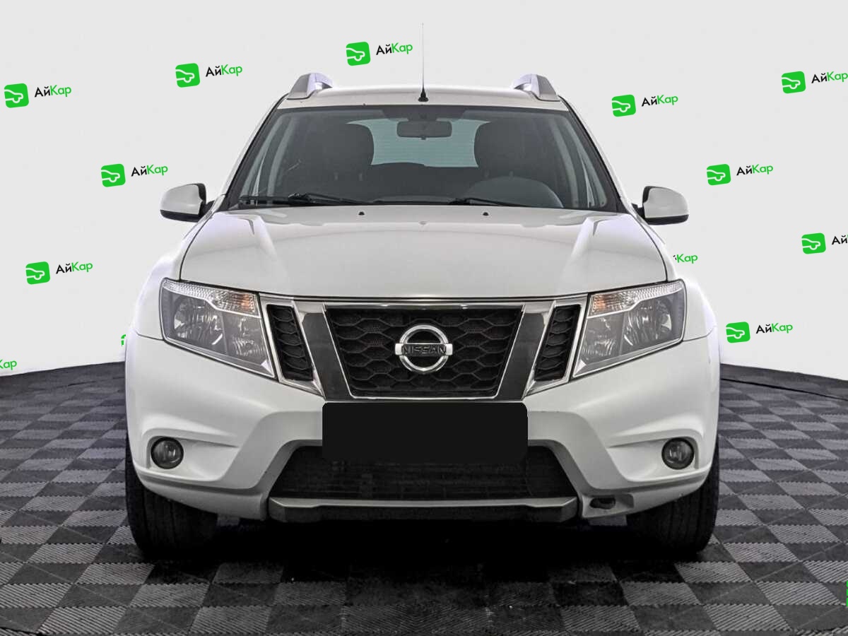 Nissan Terrano с пробегом — 2015 год. Фото: #1