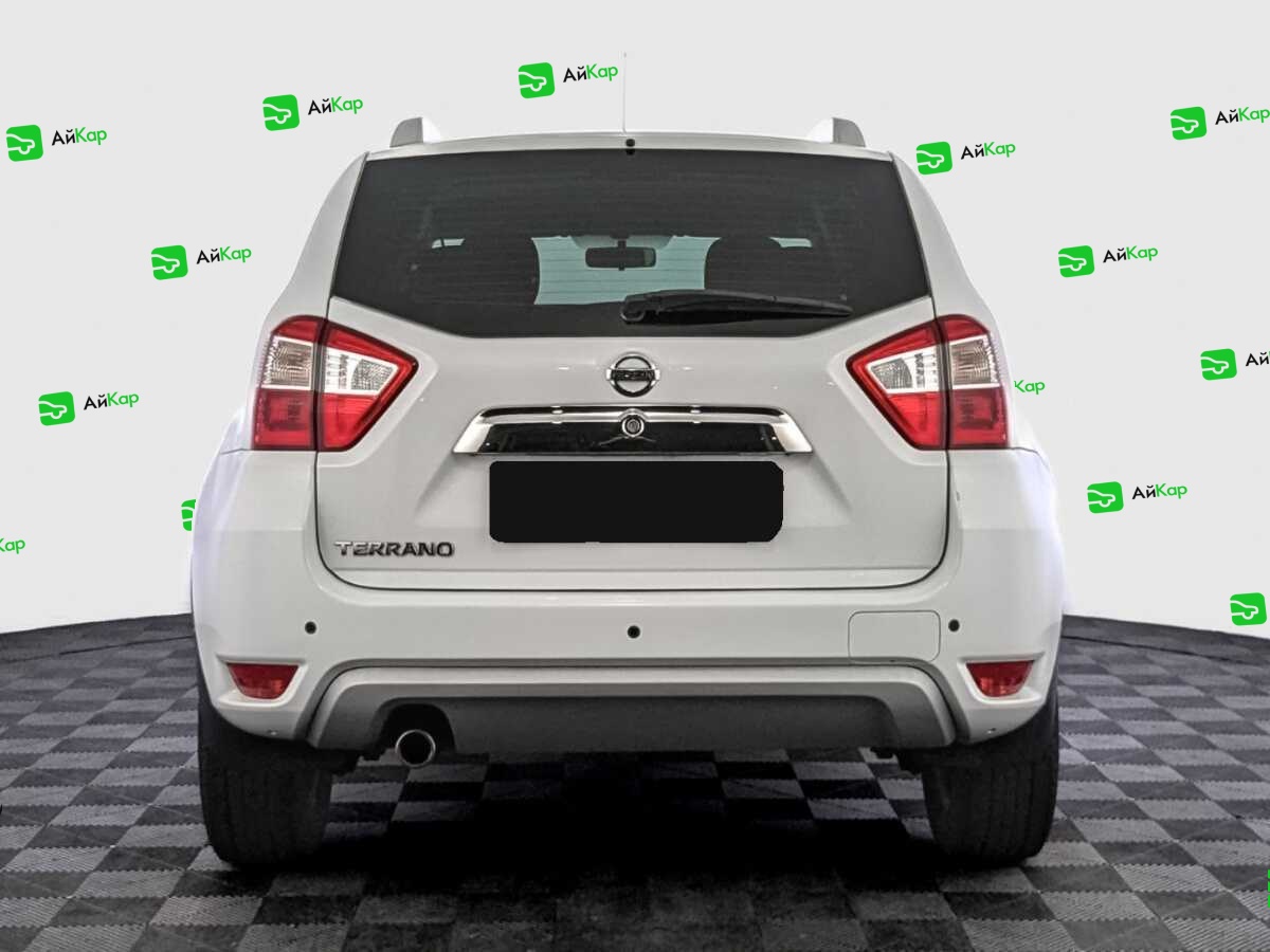 Nissan Terrano с пробегом — 2015 год. Фото: #5