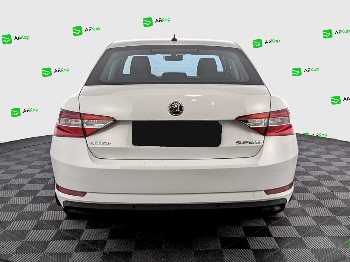 Skoda Superb с пробегом — 2017 год. Фото: #5