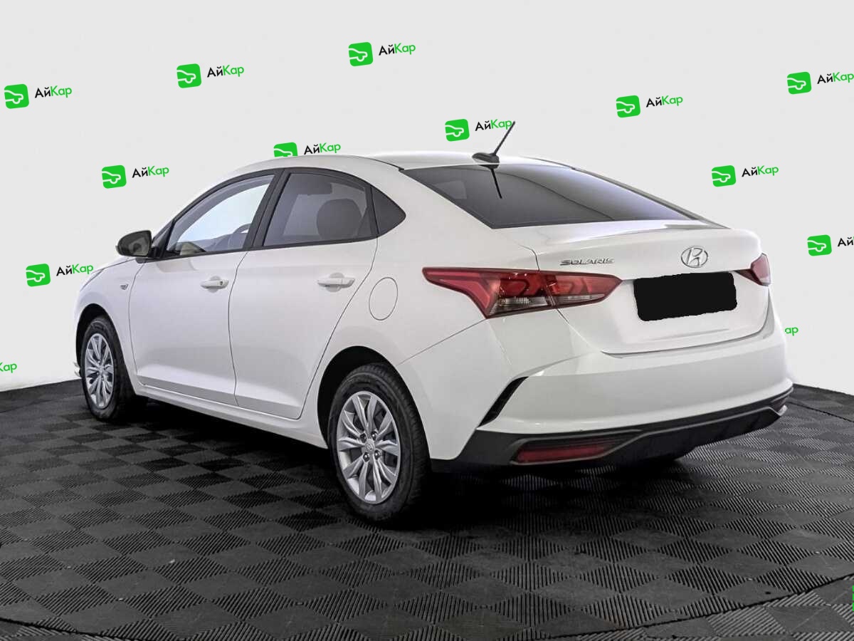 Hyundai Solaris с пробегом — 2022 год. Фото: #6