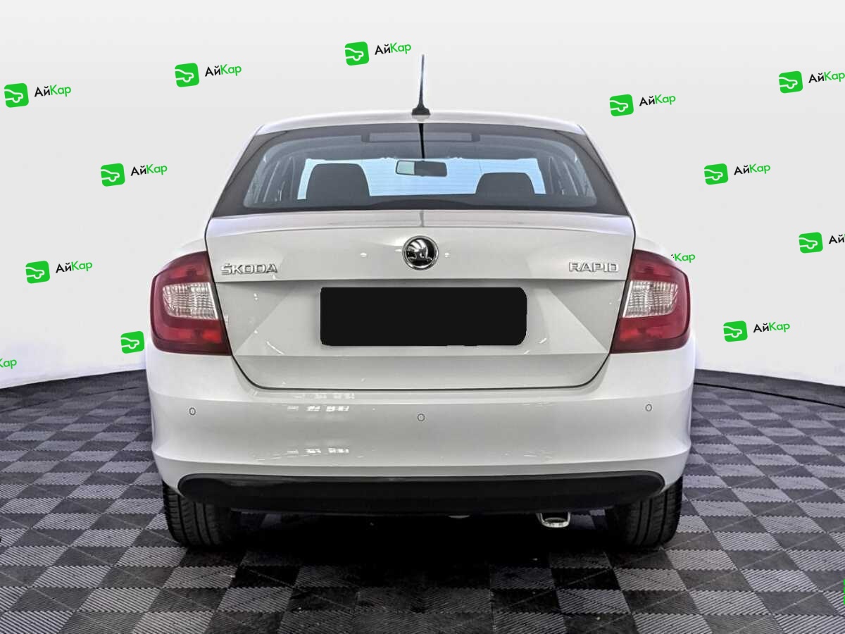 Skoda Rapid с пробегом — 2019 год. Фото: #5