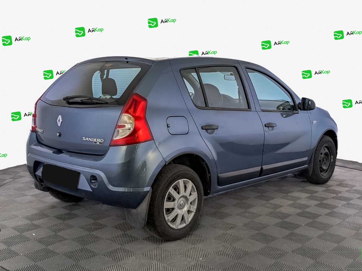 Renault Sandero с пробегом — 2012 год. Фото: #4