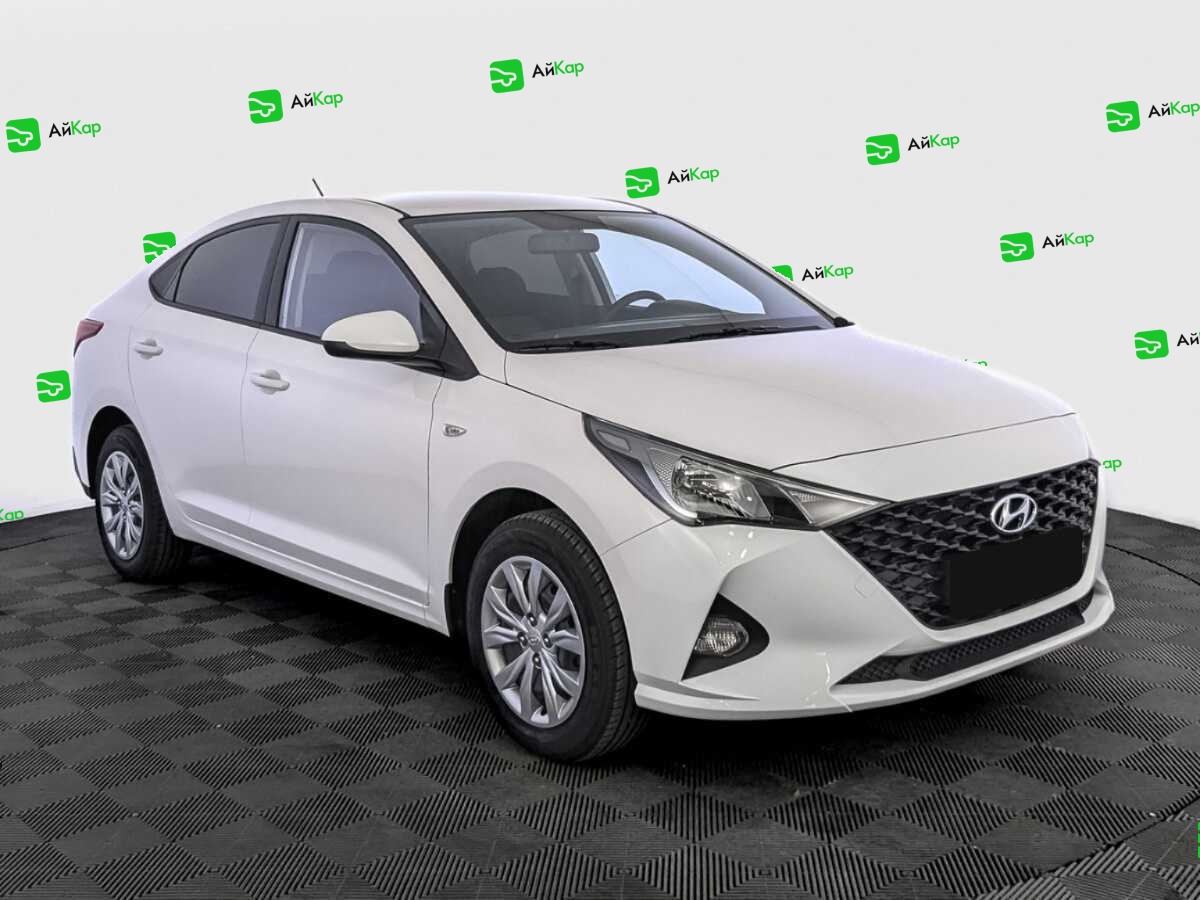 Hyundai Solaris с пробегом — 2022 год. Фото: #2