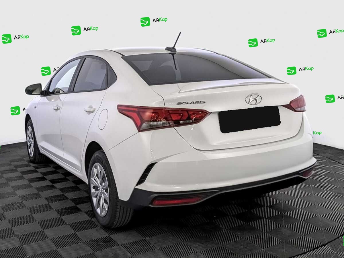 Hyundai Solaris с пробегом — 2022 год. Фото: #6