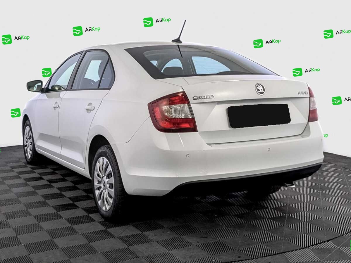 Skoda Rapid с пробегом — 2019 год. Фото: #6