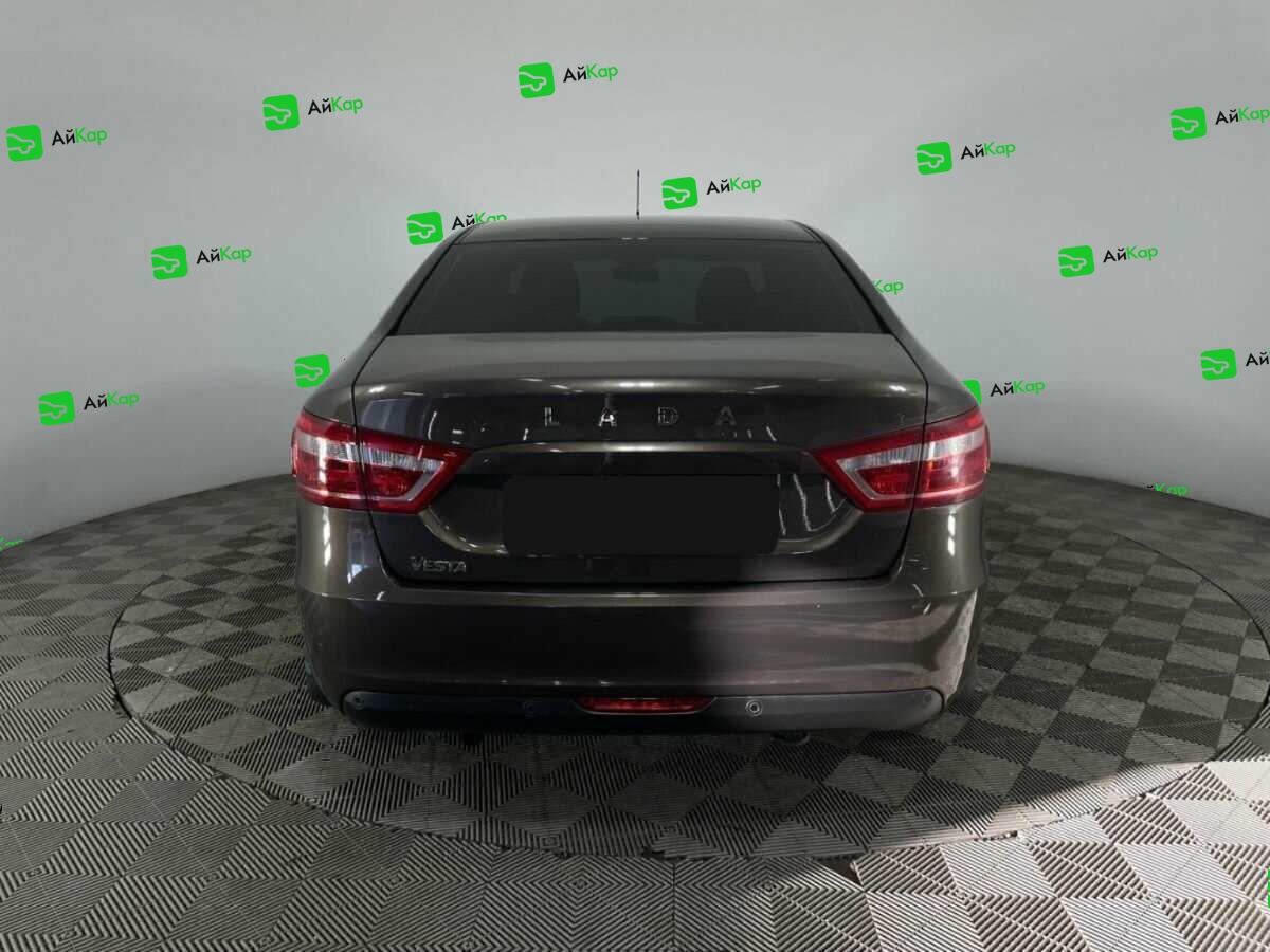 Lada (ВАЗ) Vesta с пробегом — 2021 год. Фото: #2