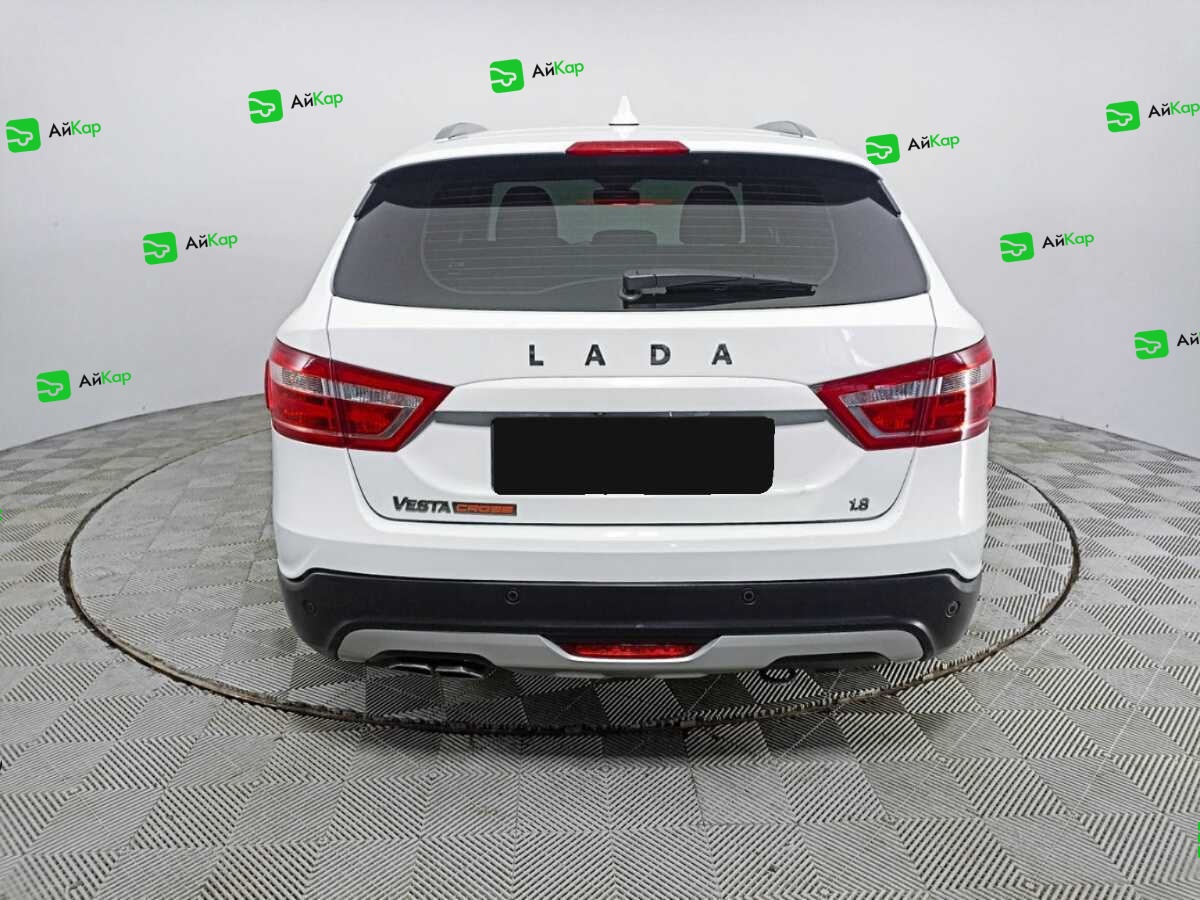 Lada (ВАЗ) Vesta с пробегом — 2017 год. Фото: #5