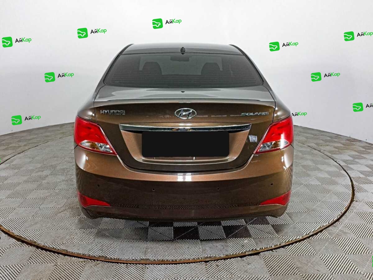 Hyundai Solaris с пробегом — 2015 год. Фото: #4