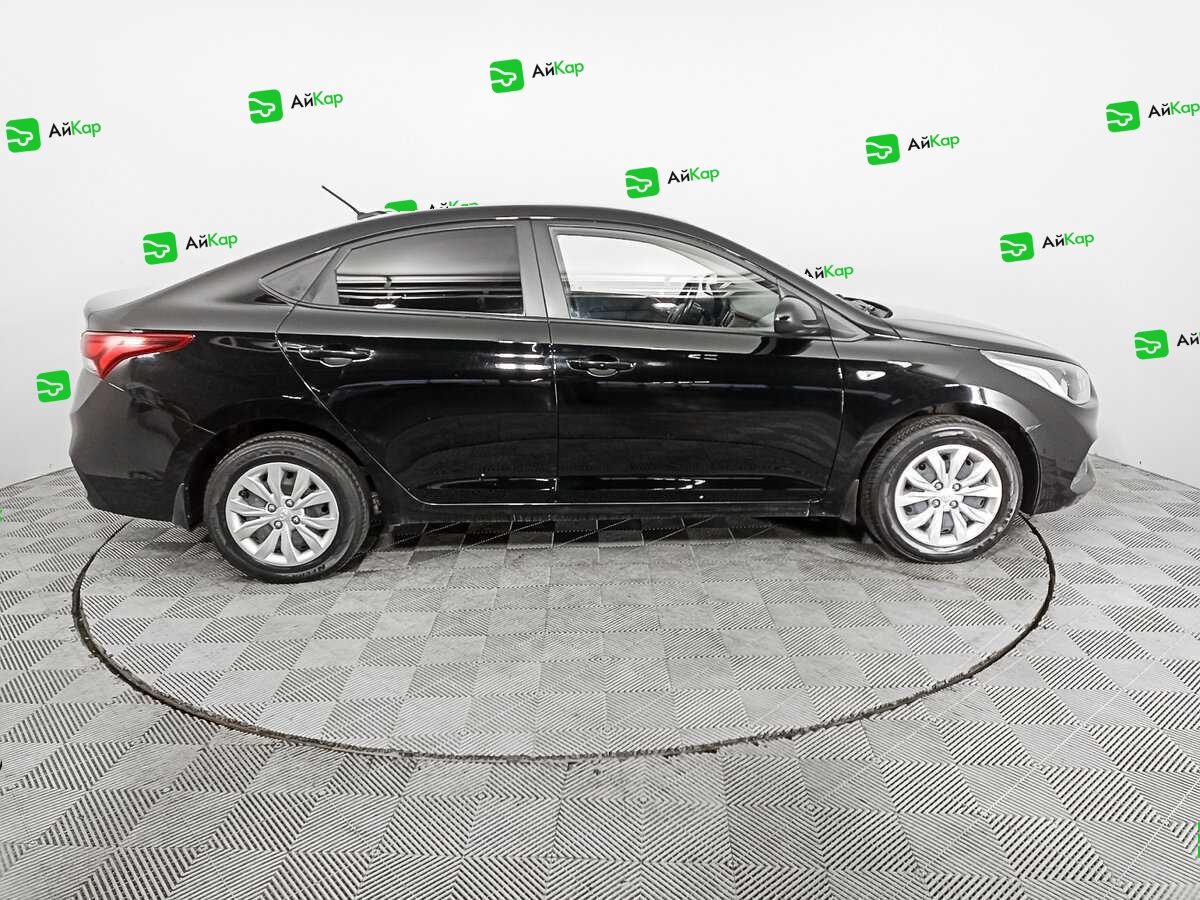 Hyundai Solaris с пробегом — 2017 год. Фото: #3