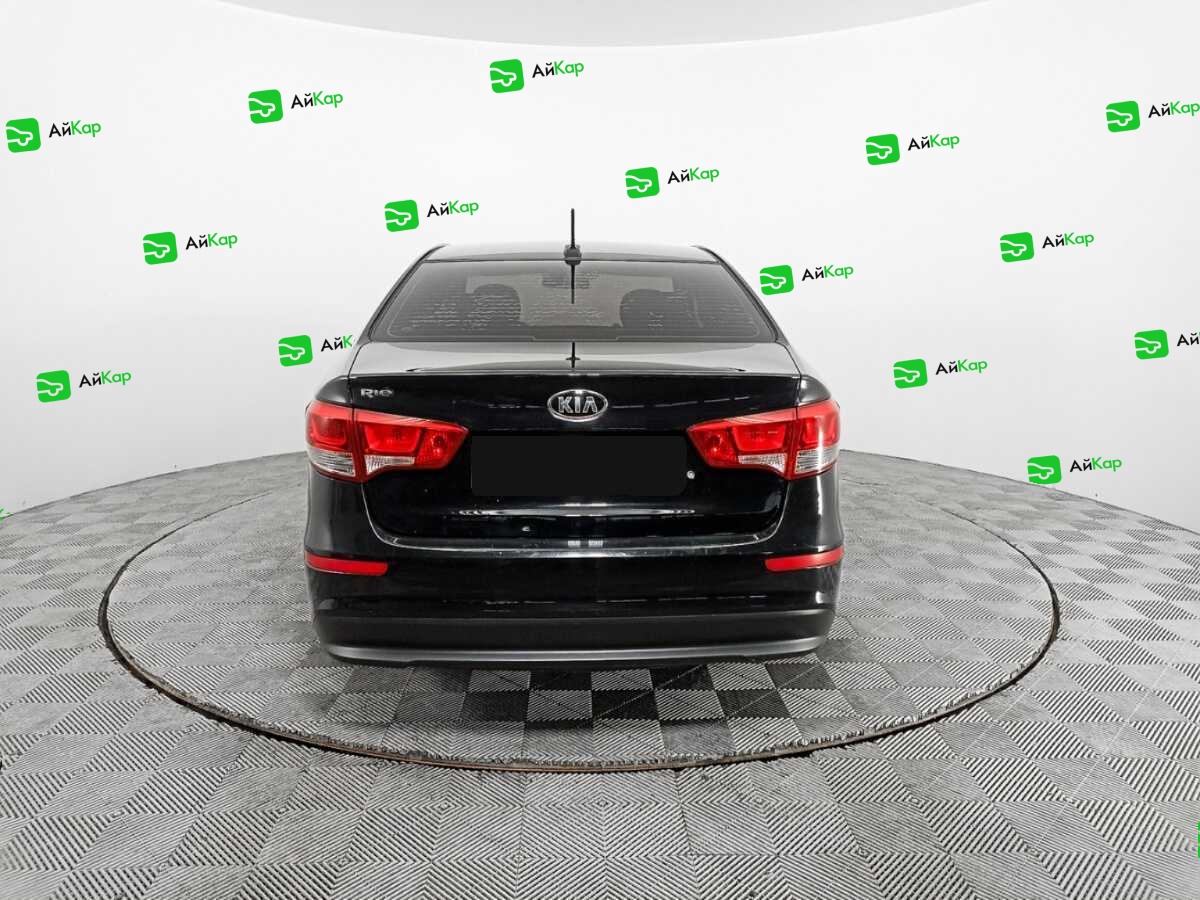 Kia Rio с пробегом — 2017 год. Фото: #5