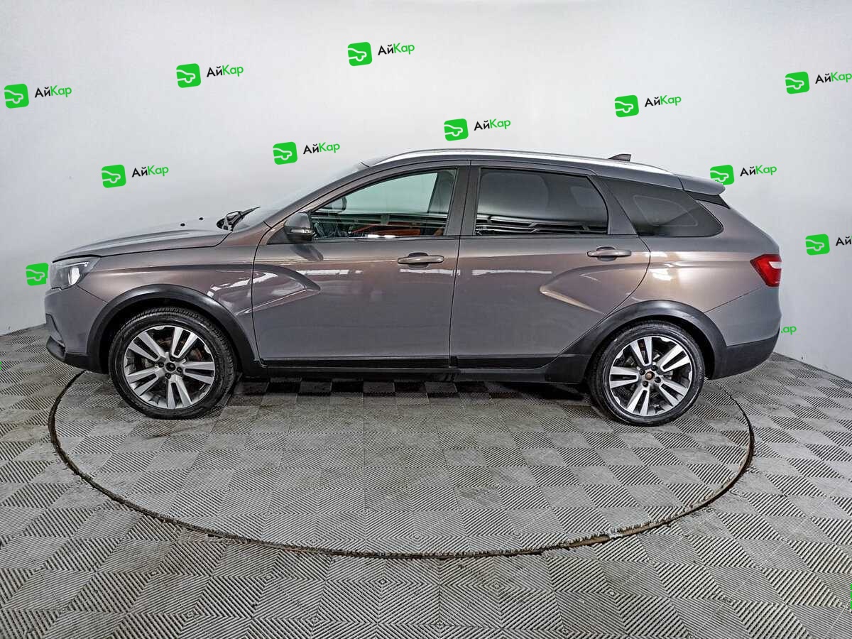 Lada (ВАЗ) Vesta с пробегом — 2017 год. Фото: #7