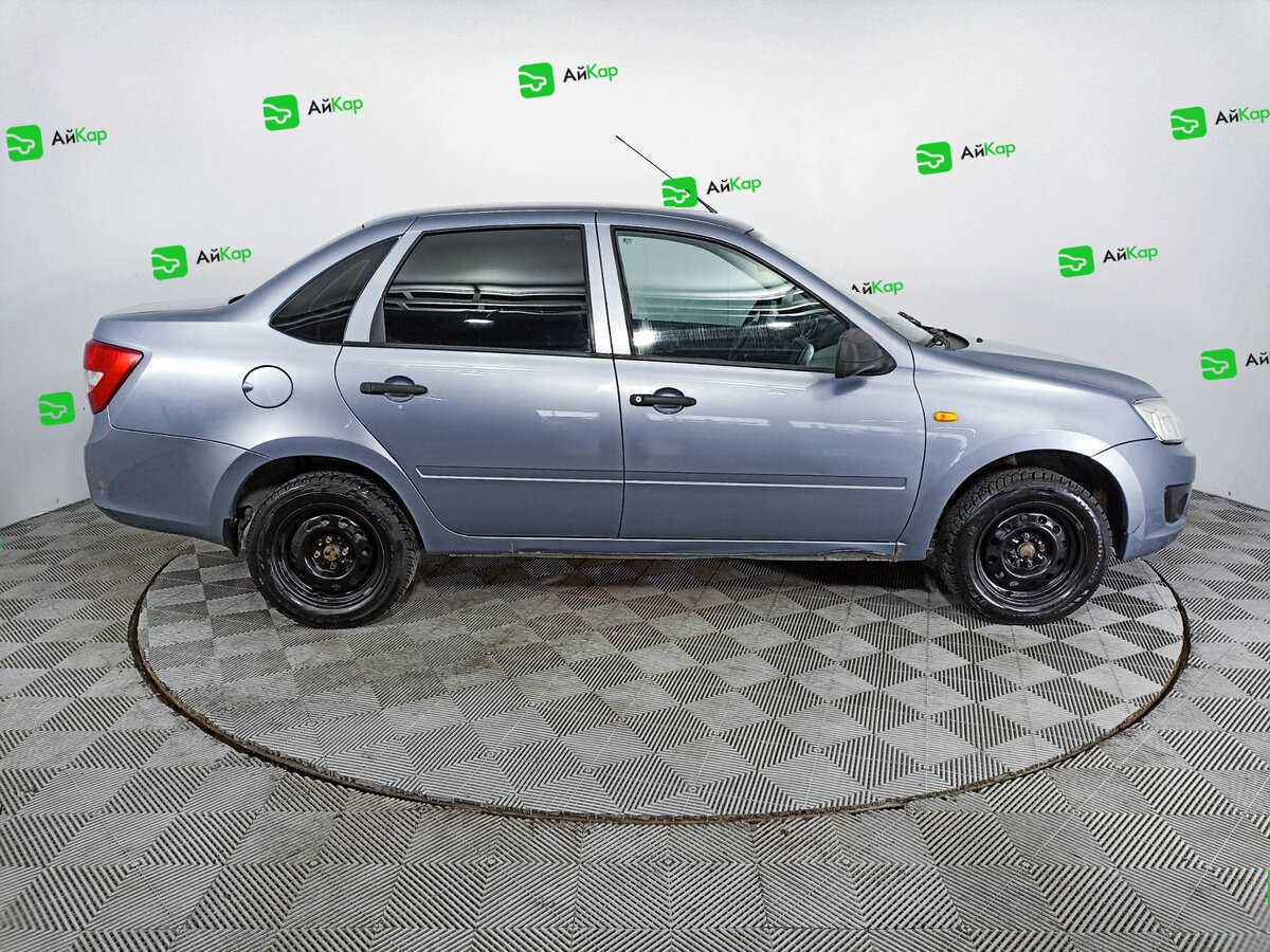 Lada (ВАЗ) Granta с пробегом — 2015 год. Фото: #3