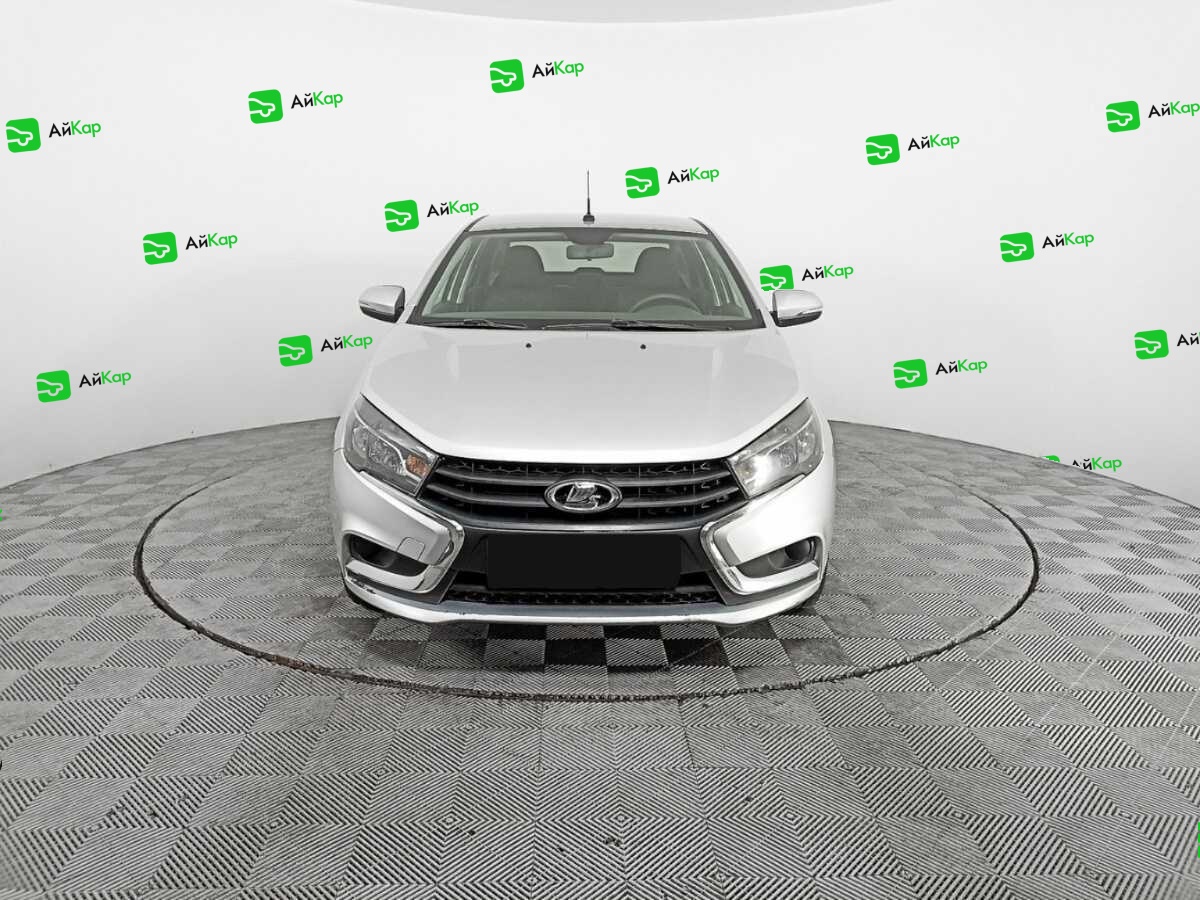 Lada (ВАЗ) Vesta с пробегом — 2017 год. Фото: #1