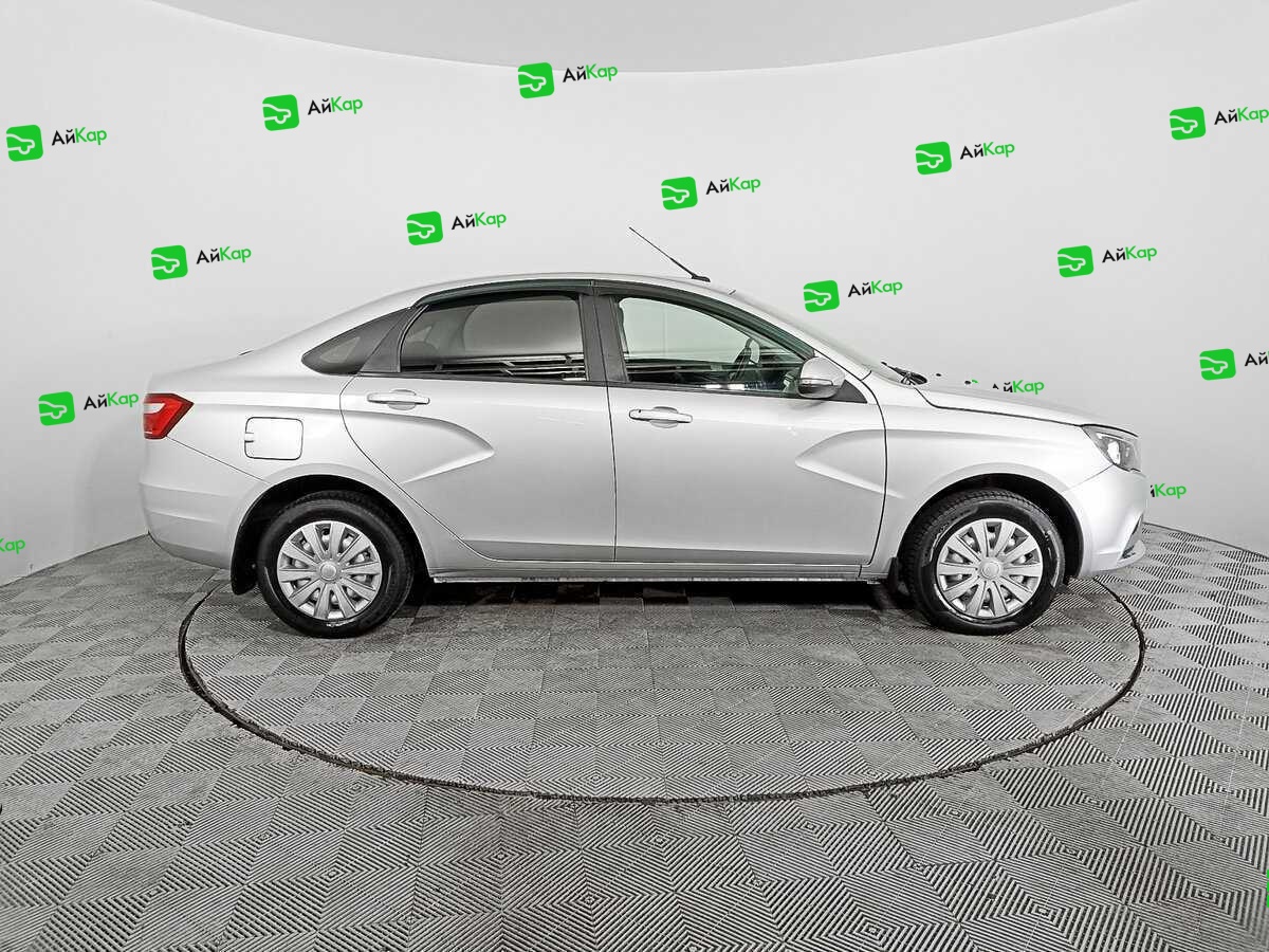 Lada (ВАЗ) Vesta с пробегом — 2017 год. Фото: #3