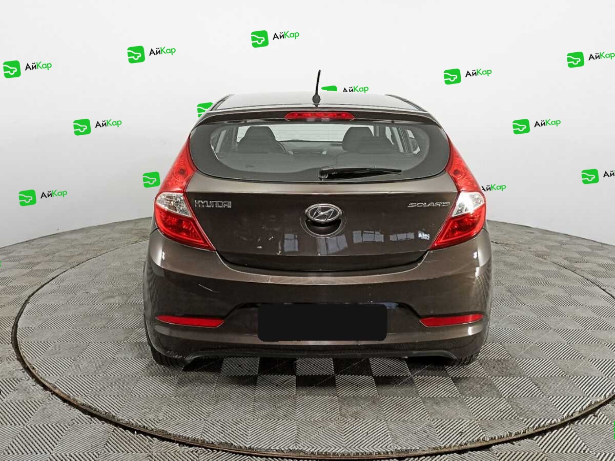 Hyundai Solaris с пробегом — 2014 год. Фото: #5