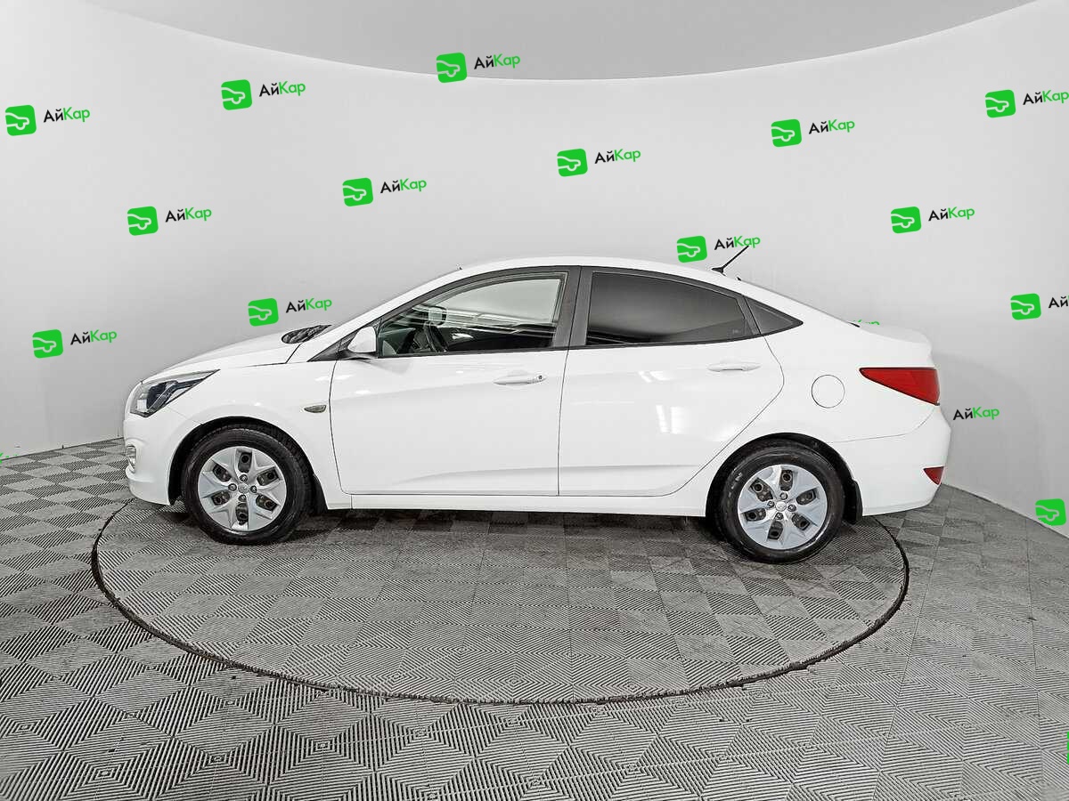 Hyundai Solaris с пробегом — 2016 год. Фото: #7