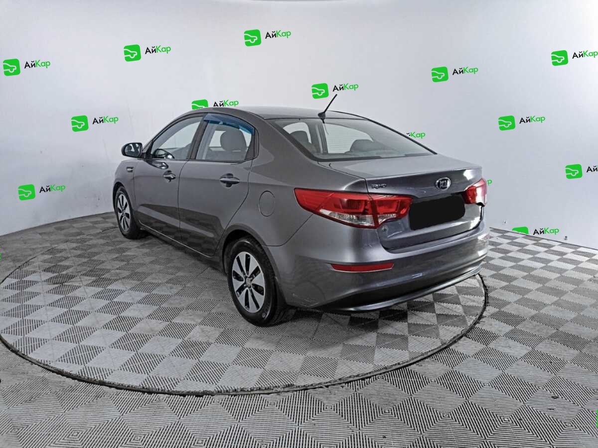 Kia Rio с пробегом — 2015 год. Фото: #6