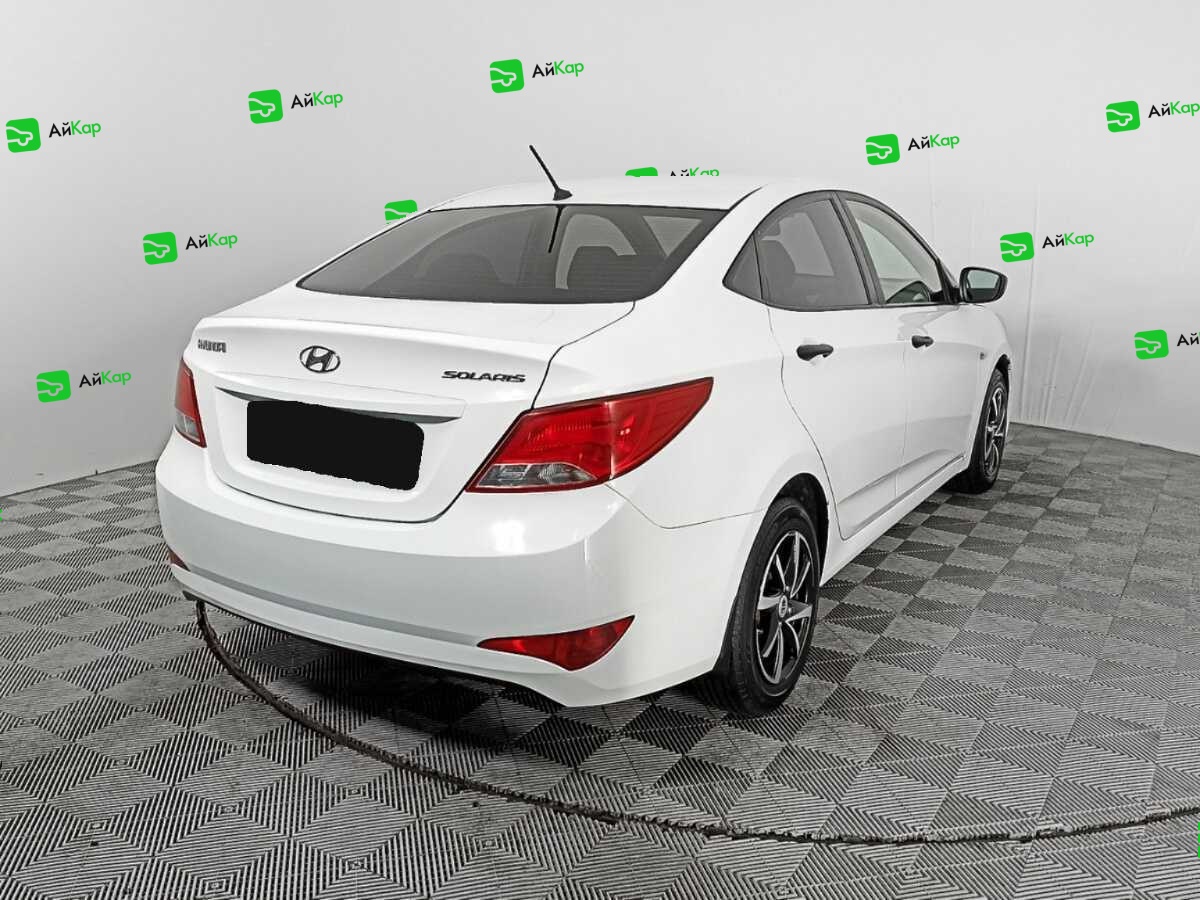 Hyundai Solaris с пробегом — 2015 год. Фото: #3