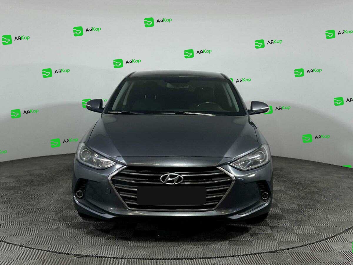 Hyundai Elantra с пробегом — 2018 год. Фото: #1