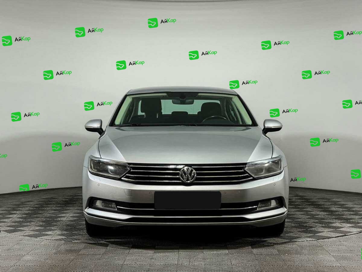 Volkswagen Passat с пробегом — 2016 год. Фото: #1