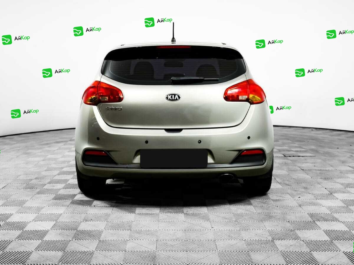Kia Ceed с пробегом — 2014 год. Фото: #5