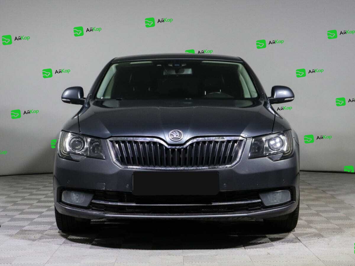 Skoda Superb с пробегом — 2014 год. Фото: #1