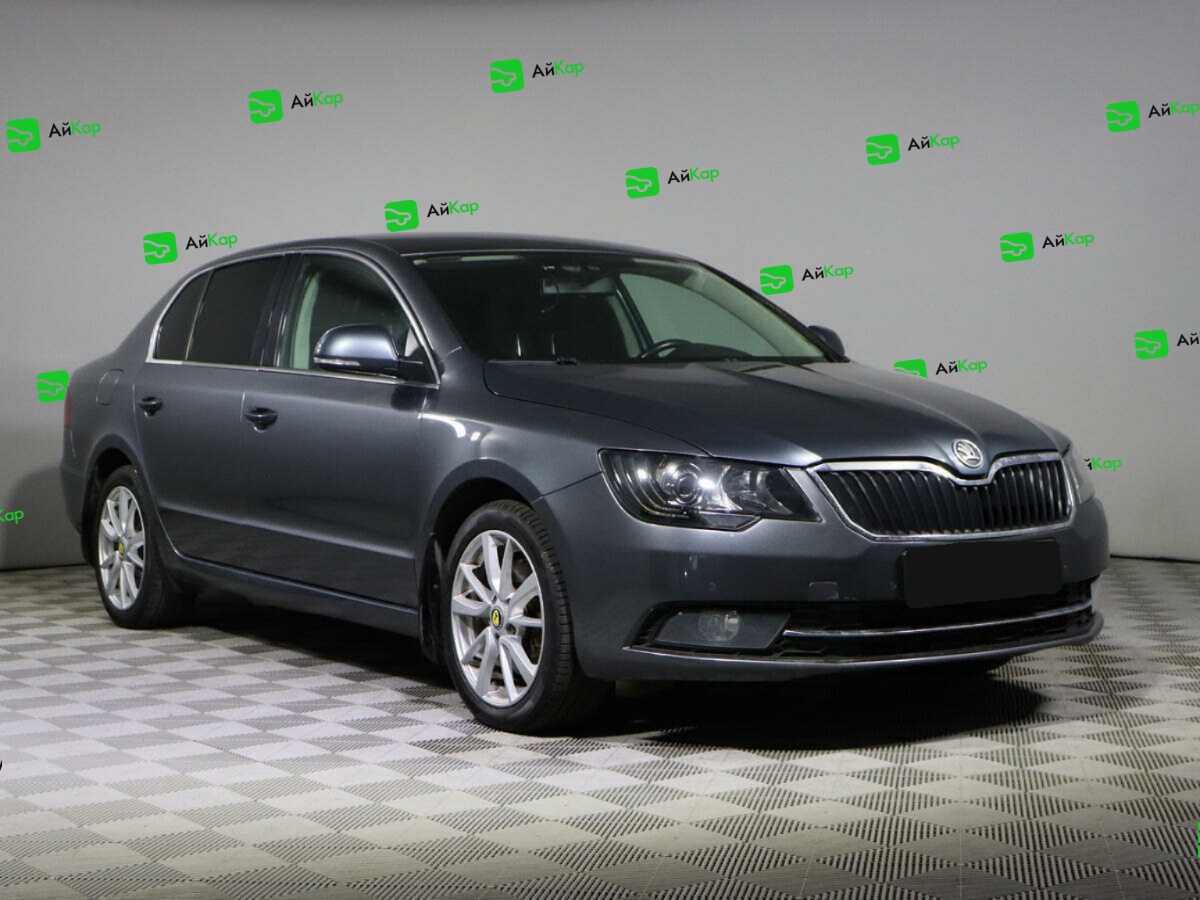 Skoda Superb с пробегом — 2014 год. Фото: #2