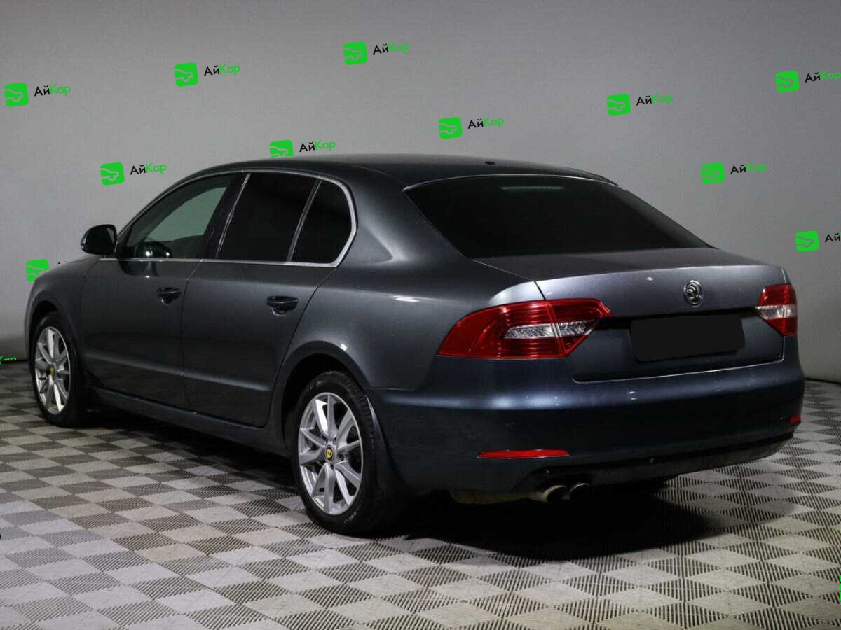 Skoda Superb с пробегом — 2014 год. Фото: #6