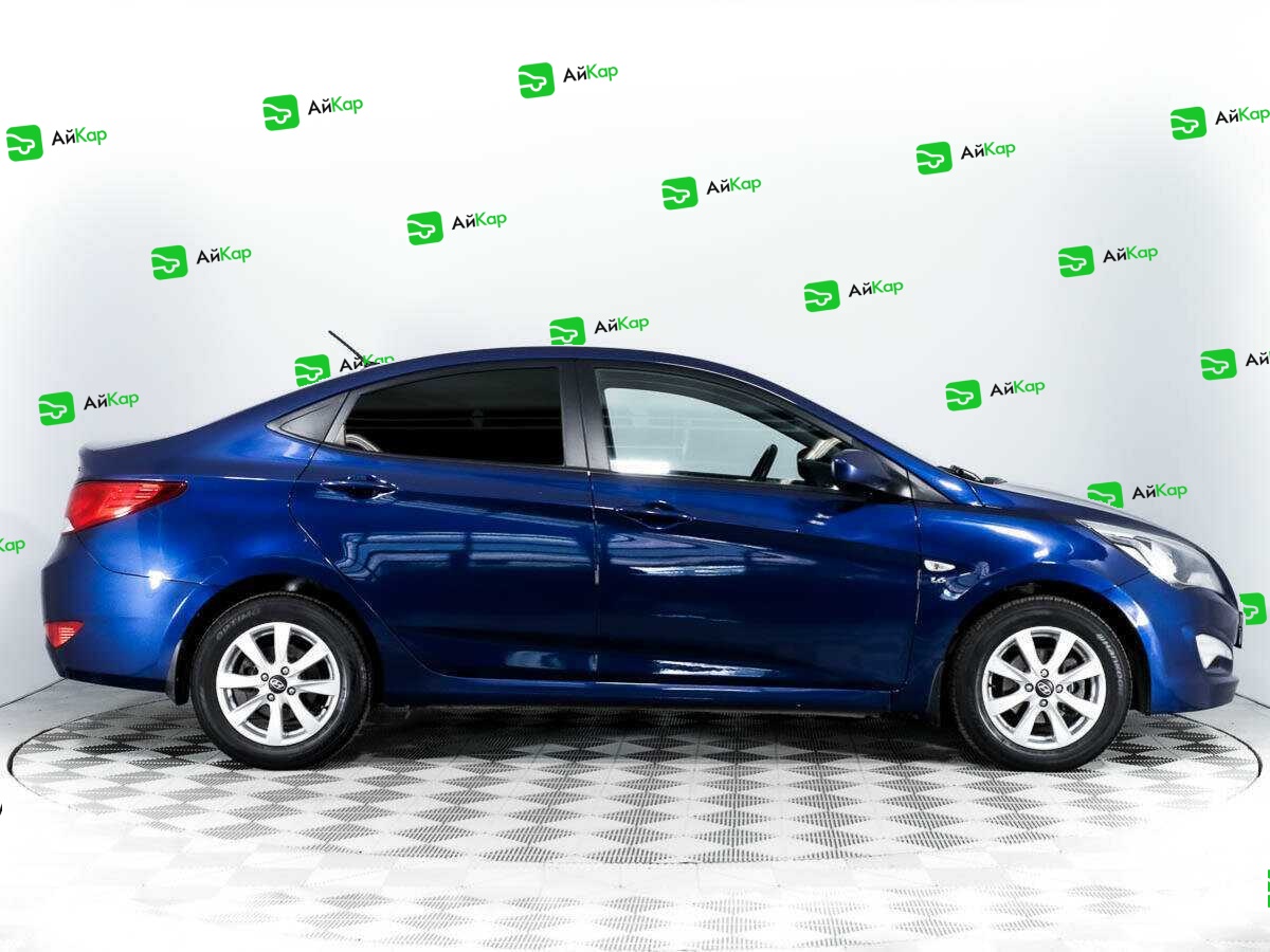 Hyundai Solaris с пробегом — 2015 год. Фото: #3