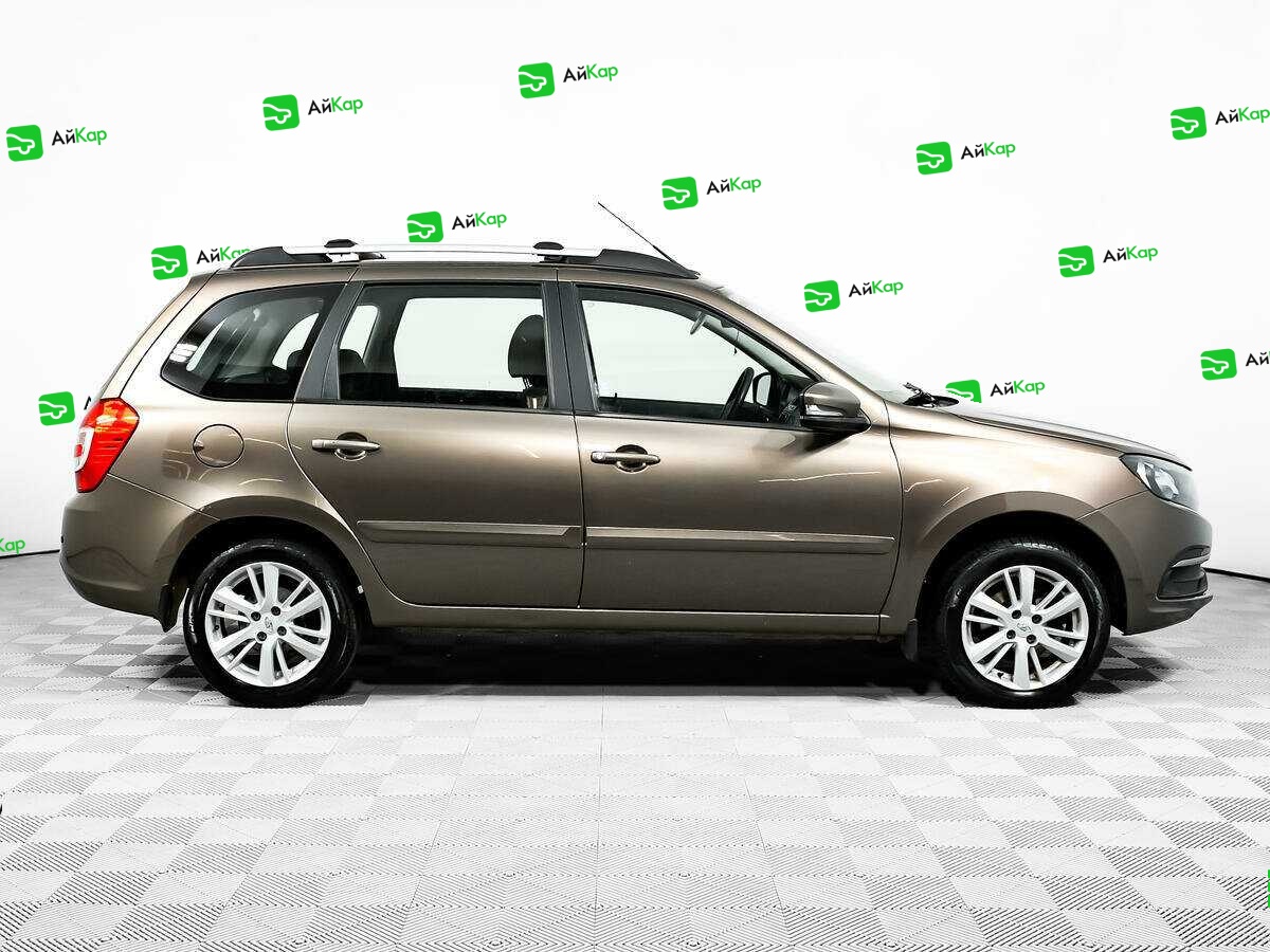 Lada (ВАЗ) Granta с пробегом — 2022 год. Фото: #3