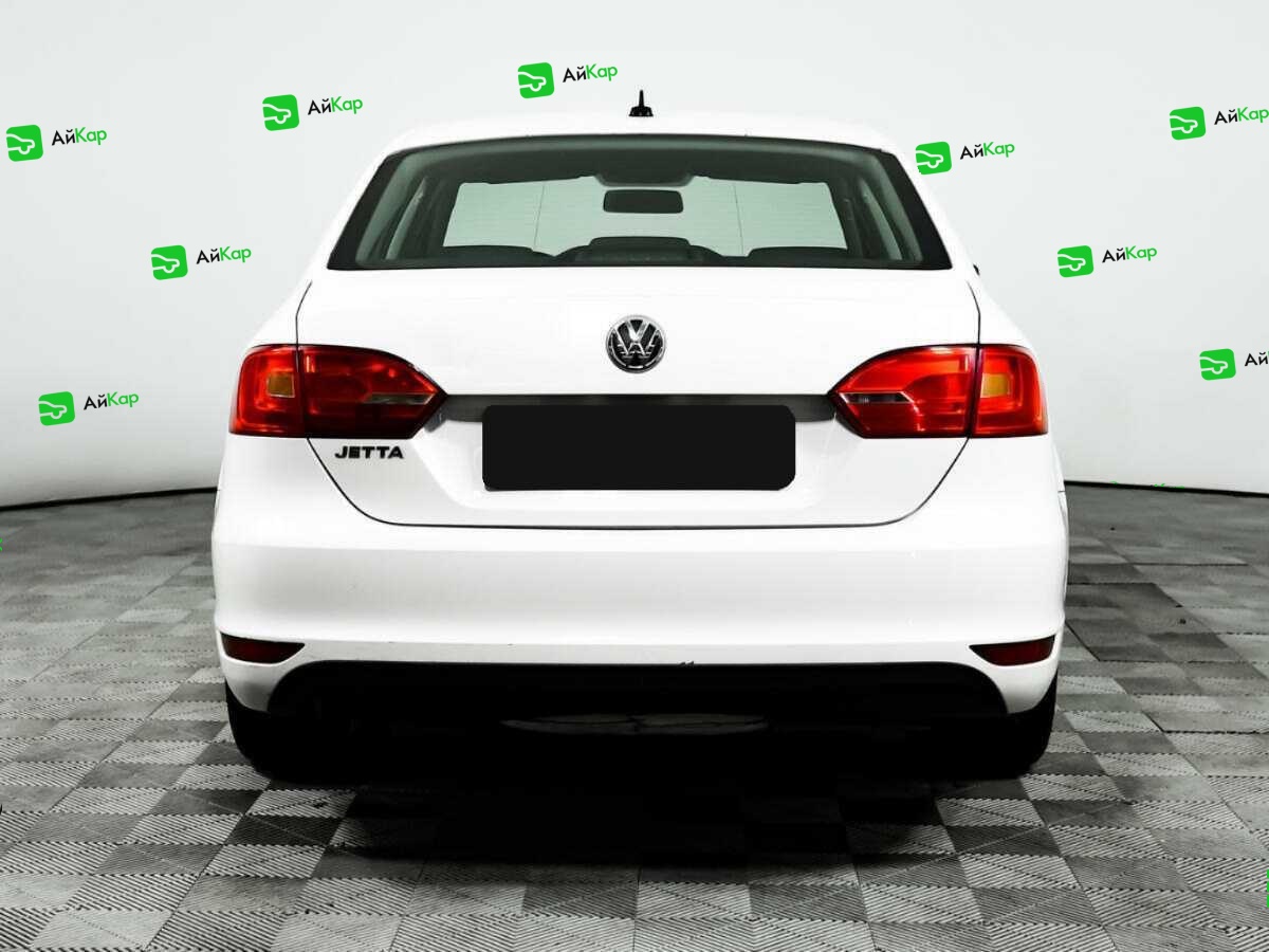 Volkswagen Jetta с пробегом — 2012 год. Фото: #5